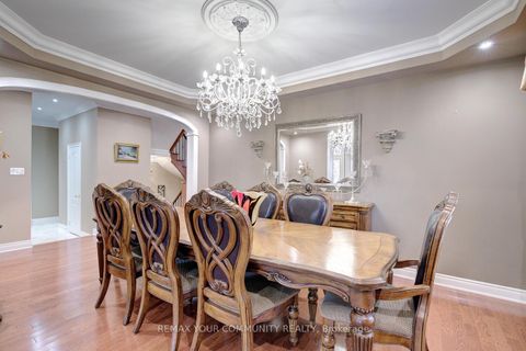 Photo 7 at 58 Michael Fisher Avenue, Patterson, Vaughan