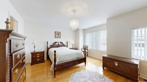Photo 15 at 953 Dupont Street, Junction, Toronto