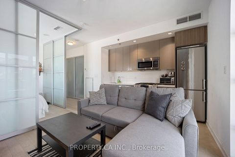Photo 12 at 612 - 88 Colgate Avenue, South Riverdale, Toronto