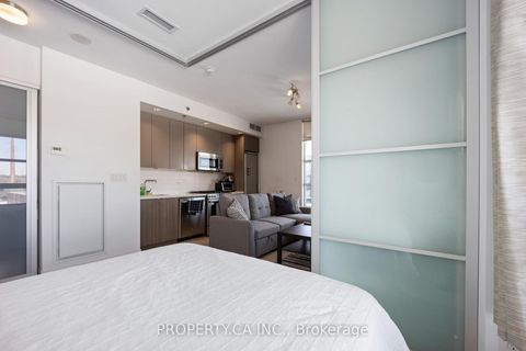 Photo 14 at 612 - 88 Colgate Avenue, South Riverdale, Toronto