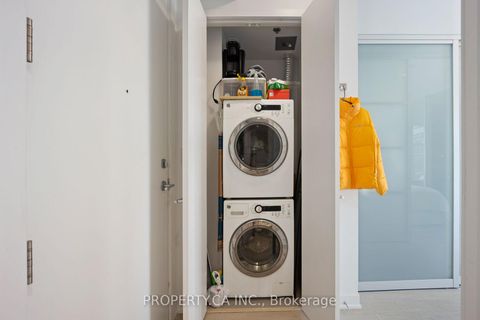 Photo 17 at 612 - 88 Colgate Avenue, South Riverdale, Toronto