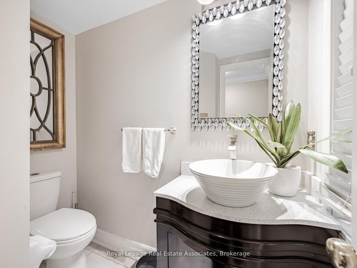 Photo 13 at 6214 Miriam Way, Lisgar, Mississauga