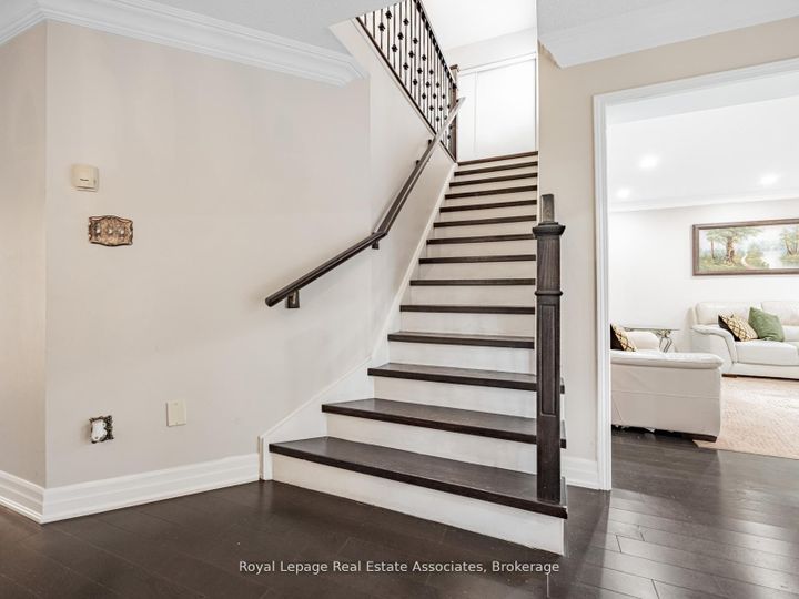 Photo 14 at 6214 Miriam Way, Lisgar, Mississauga