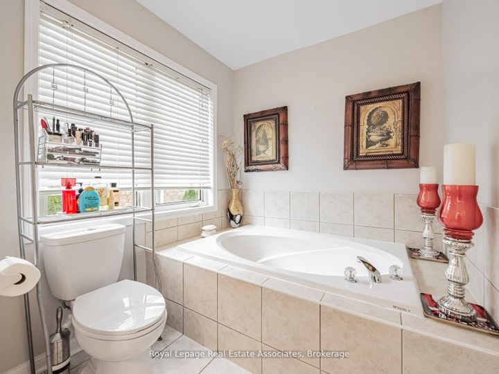 Photo 19 at 6214 Miriam Way, Lisgar, Mississauga