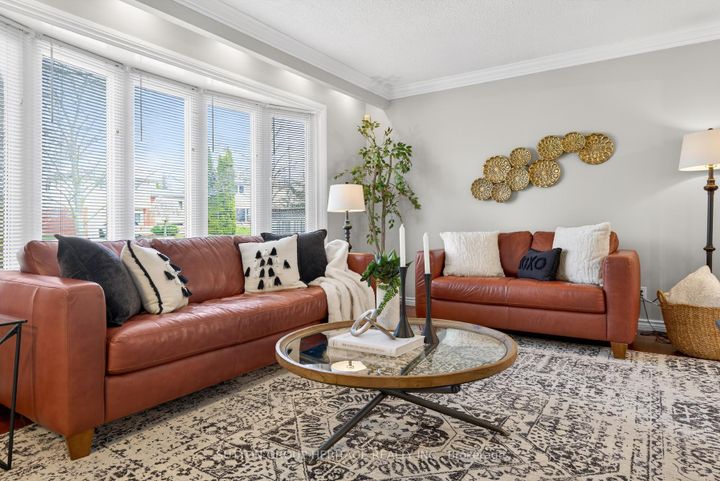 Photo 6 at 762 Clifton Drive, Centennial, Oshawa