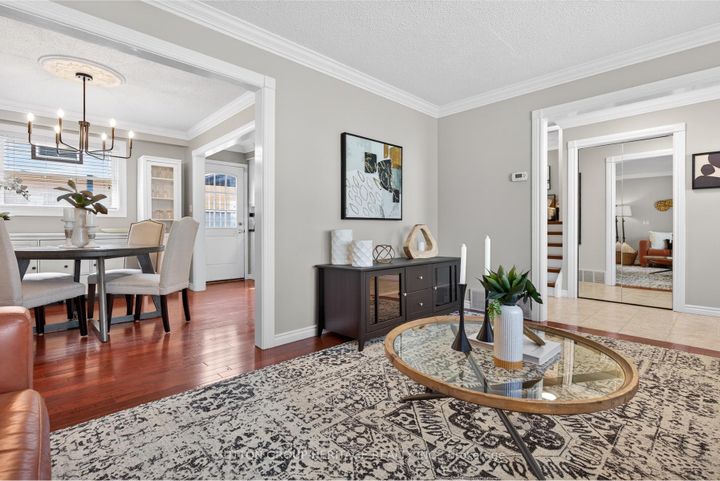 Photo 11 at 762 Clifton Drive, Centennial, Oshawa