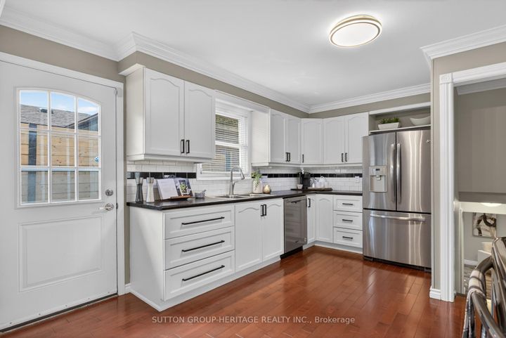 Photo 17 at 762 Clifton Drive, Centennial, Oshawa