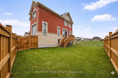 Photo 2 at 2 Sagewood Avenue, Rural Barrie Southeast, Barrie