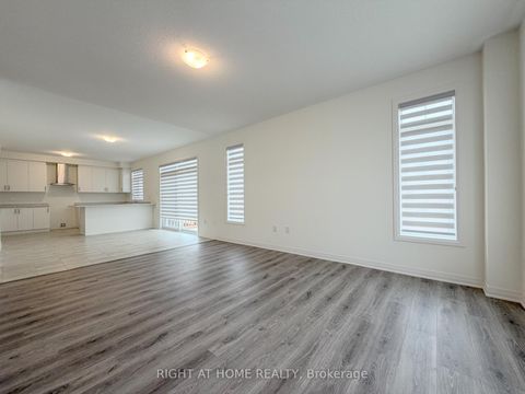 Photo 11 at 2 Sagewood Avenue, Rural Barrie Southeast, Barrie