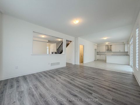 Photo 12 at 2 Sagewood Avenue, Rural Barrie Southeast, Barrie