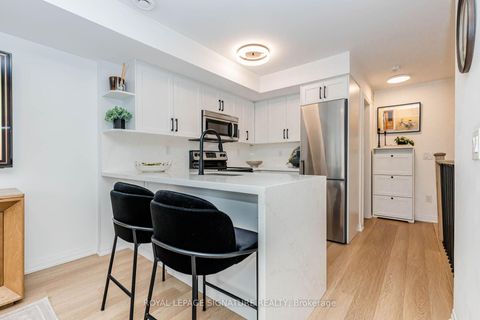 Photo 3 at 3 - 171 William Duncan Road, CFB, Toronto