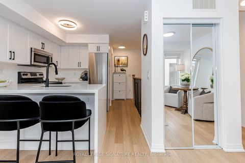 Photo 4 at 3 - 171 William Duncan Road, CFB, Toronto