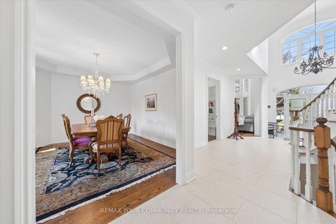 Photo 6 at 4 Marinucci Court, Mill Pond, Richmond Hill