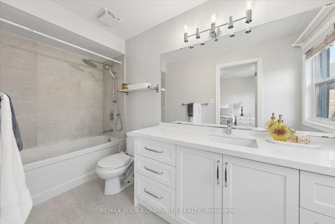 Photo 22 at 4 Marinucci Court, Mill Pond, Richmond Hill