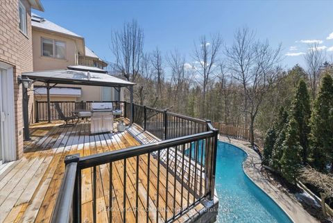 Photo 34 at 4 Marinucci Court, Mill Pond, Richmond Hill