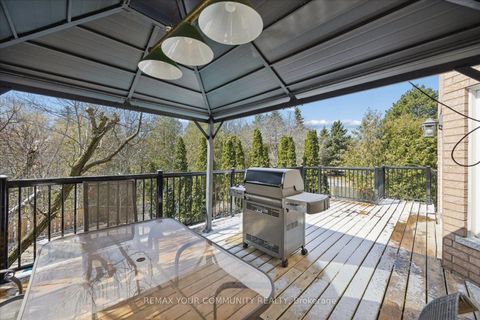 Photo 35 at 4 Marinucci Court, Mill Pond, Richmond Hill