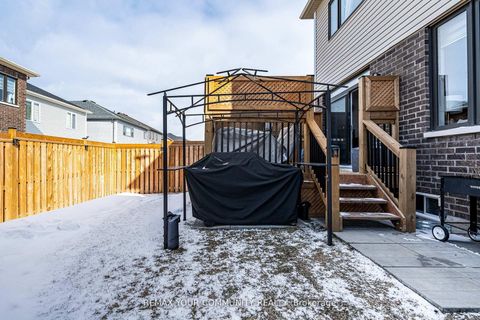 Photo 6 at 153 Terry Fox Drive, Rural Barrie Southeast, Barrie