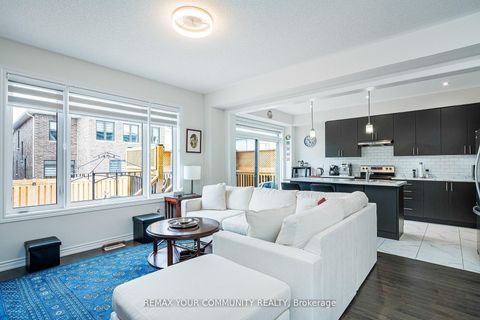 Photo 15 at 153 Terry Fox Drive, Rural Barrie Southeast, Barrie