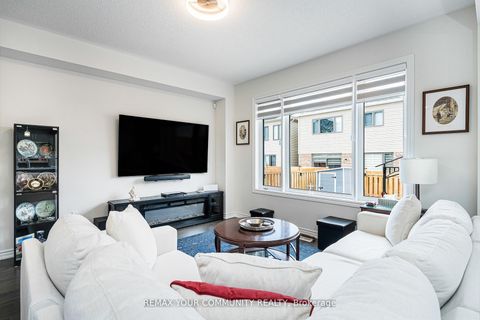 Photo 18 at 153 Terry Fox Drive, Rural Barrie Southeast, Barrie