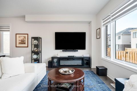 Photo 19 at 153 Terry Fox Drive, Rural Barrie Southeast, Barrie