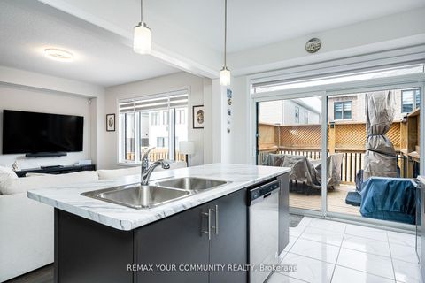 Photo 23 at 153 Terry Fox Drive, Rural Barrie Southeast, Barrie