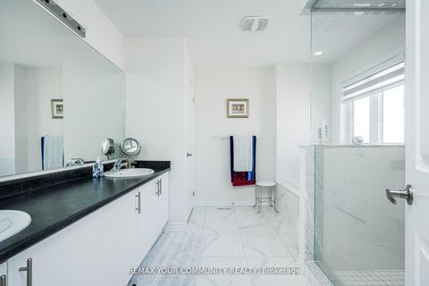 Photo 33 at 153 Terry Fox Drive, Rural Barrie Southeast, Barrie