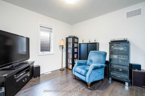 Photo 38 at 153 Terry Fox Drive, Rural Barrie Southeast, Barrie