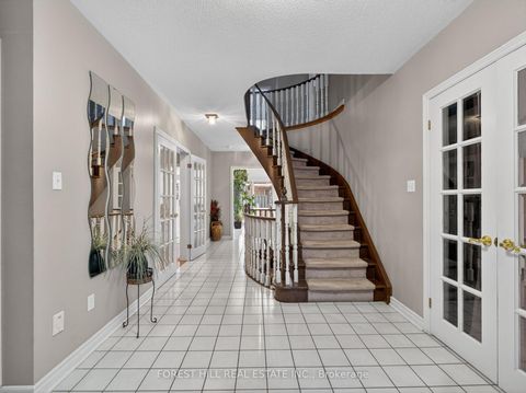 Photo 3 at 43 Rockwood Crescent, Beverley Glen, Vaughan