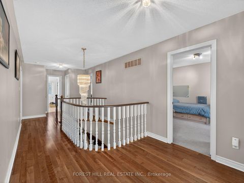 Photo 16 at 43 Rockwood Crescent, Beverley Glen, Vaughan