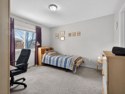 Photo 21 at 43 Rockwood Crescent, Beverley Glen, Vaughan