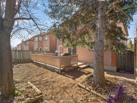 Photo 36 at 43 Rockwood Crescent, Beverley Glen, Vaughan