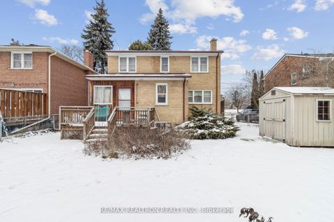 Photo 33 at 139 Yorkview Drive, Willowdale West, Toronto