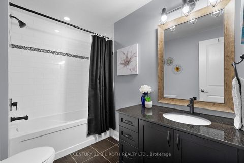 Photo 14 at 207 - 5 Greenwich Street, Ardagh, Barrie