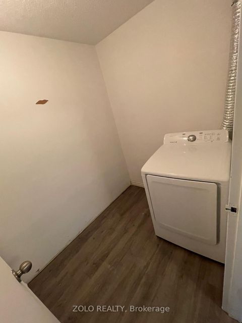 Photo 5 at 74 - 130 Ling Road, West Hill, Toronto