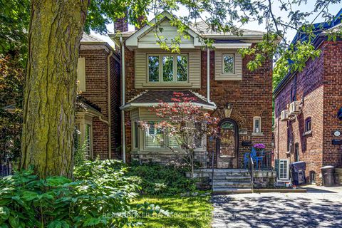 Photo 1 at 413 Roselawn Avenue, Lawrence Park South, Toronto