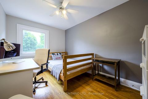 Photo 25 at 413 Roselawn Avenue, Lawrence Park South, Toronto
