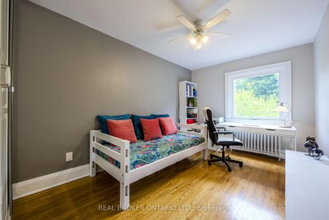 Photo 26 at 413 Roselawn Avenue, Lawrence Park South, Toronto