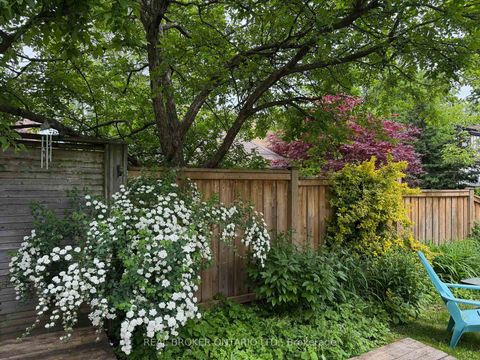 Photo 36 at 413 Roselawn Avenue, Lawrence Park South, Toronto