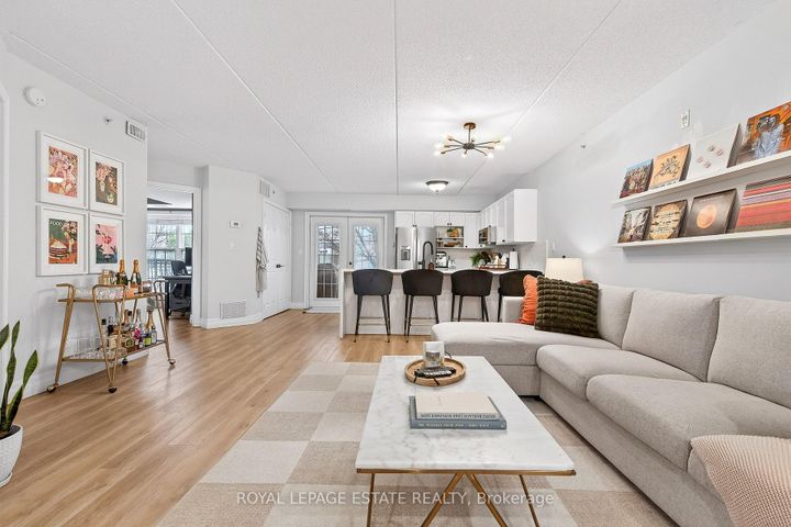 Photo 3 at 101 - 2035 Appleby Line, Uptown, Burlington