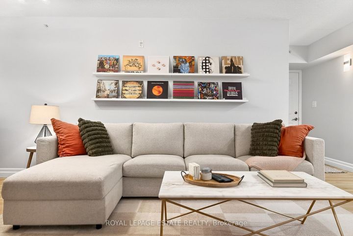 Photo 5 at 101 - 2035 Appleby Line, Uptown, Burlington