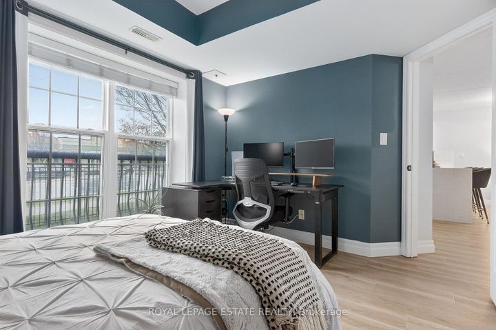 Photo 32 at 101 - 2035 Appleby Line, Uptown, Burlington