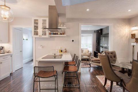 Photo 8 at 136 Hollywood Avenue, Willowdale East, Toronto