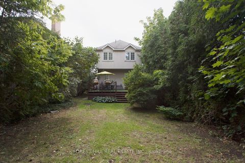 Photo 31 at 136 Hollywood Avenue, Willowdale East, Toronto