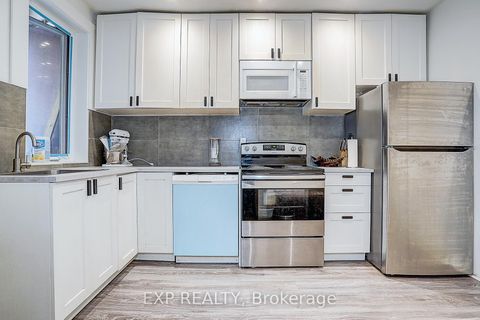 Photo 10 at 342 Glenholme Avenue, Oakwood Village, Toronto