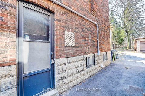 Photo 22 at 342 Glenholme Avenue, Oakwood Village, Toronto