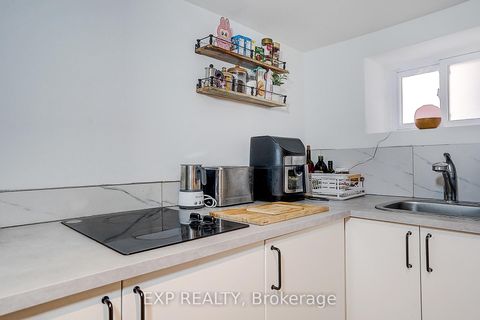 Photo 30 at 342 Glenholme Avenue, Oakwood Village, Toronto