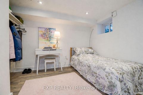 Photo 31 at 342 Glenholme Avenue, Oakwood Village, Toronto