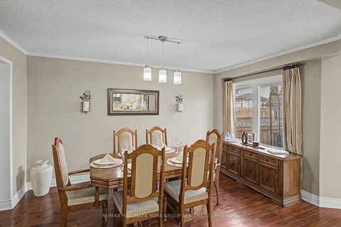 Photo 5 at 28 Hollingshead Drive, Aurora Village, Aurora