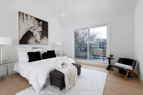 Photo 23 at 118 Warwood Road, City Centre West, Toronto