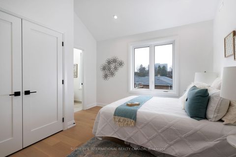 Photo 33 at 118 Warwood Road, City Centre West, Toronto